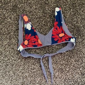 Seea Women's Milos Reversible Bikini Top Small